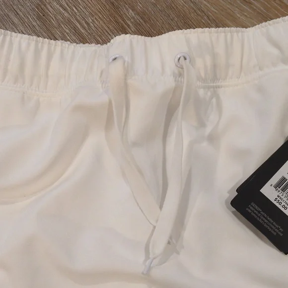 ❤️🏌️‍♀️NWT Slazenger Women's White Golf Skort size Medium ❤️🏌️‍♀️  WOW!!❤️🏌️‍ - Picture 5 of 10